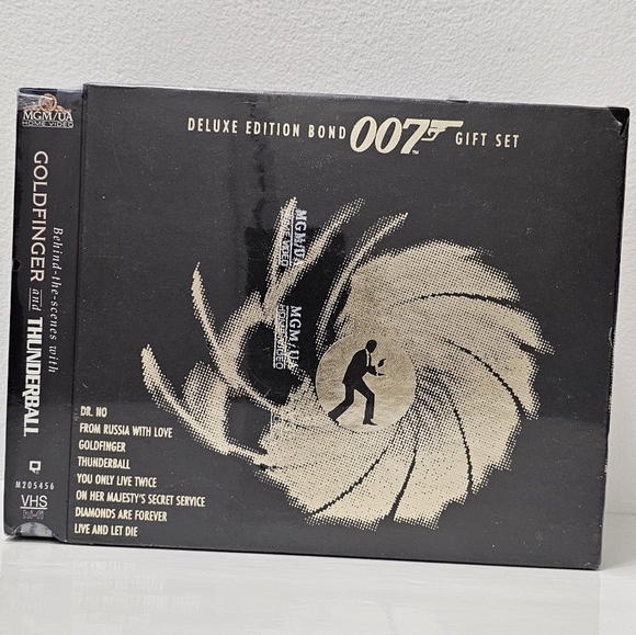 James Bond 007 Deluxe Edition Bond 007 Gift Set - Picture 5 of 16